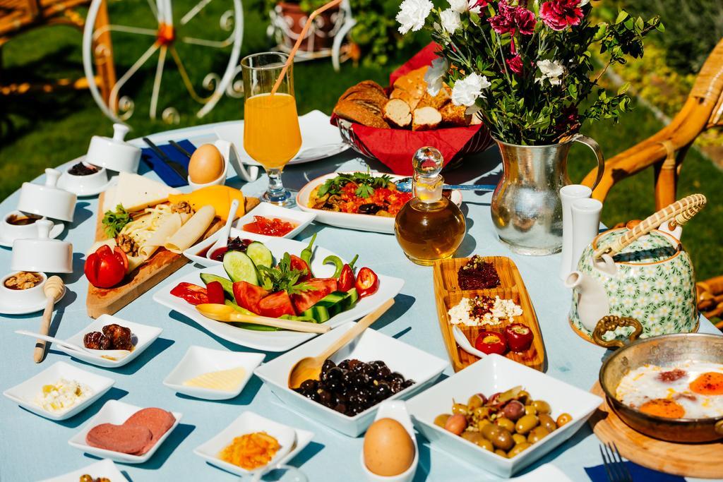 Bellapietra Hotel Алачати Экстерьер фото