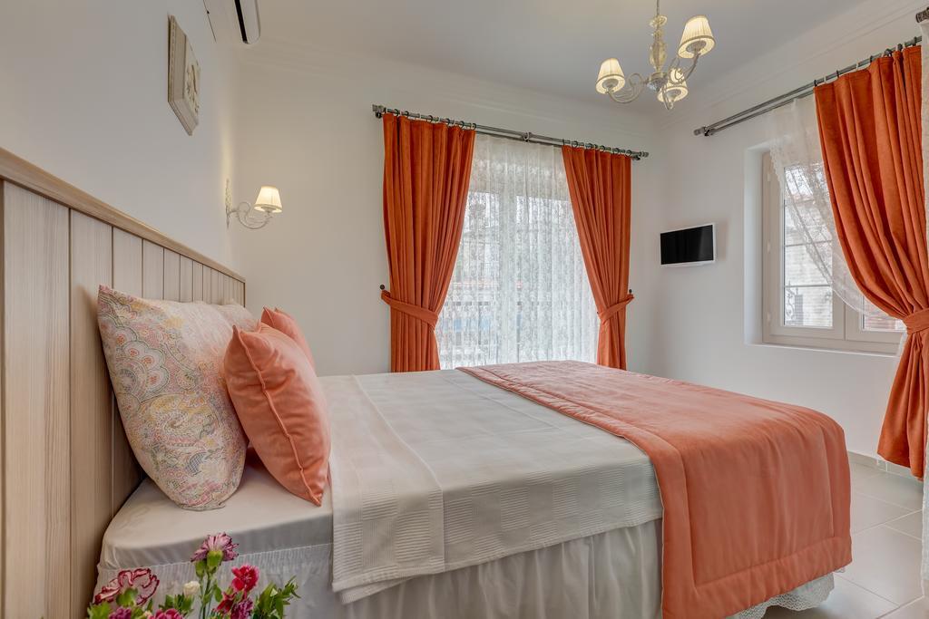 Bellapietra Hotel Алачати Экстерьер фото