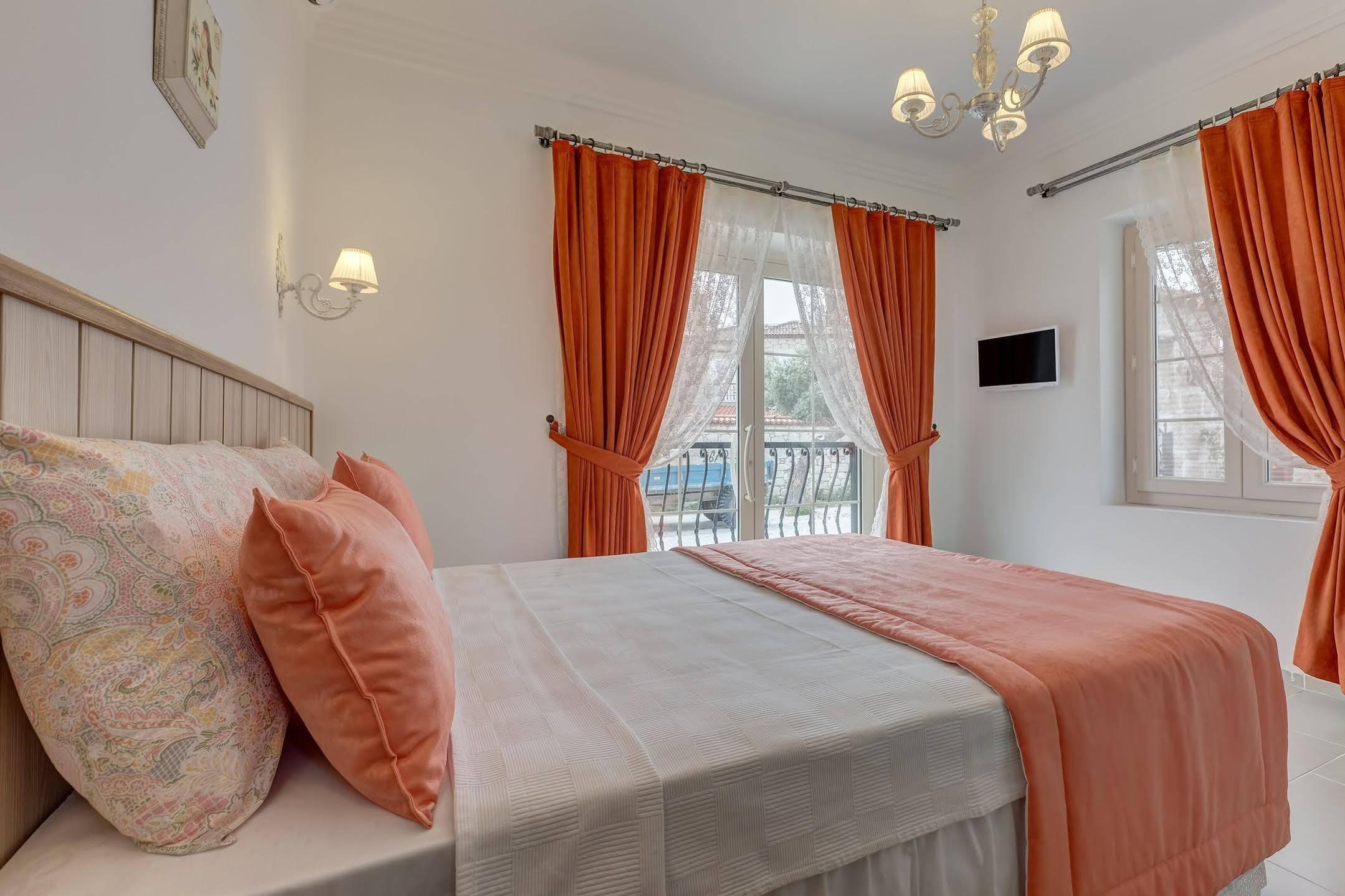 Bellapietra Hotel Алачати Экстерьер фото