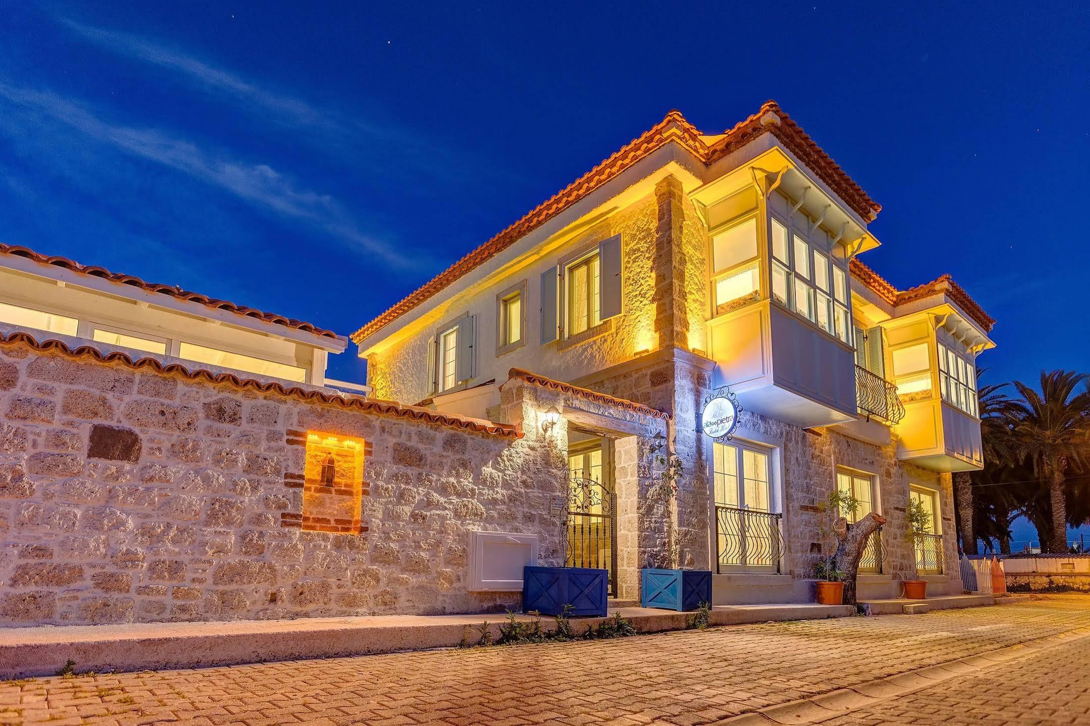 Bellapietra Hotel Алачати Экстерьер фото